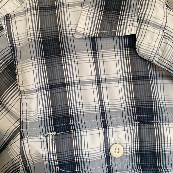Short sleeve button down - Picture 4 of 4